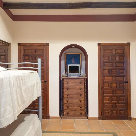 4 Bedroom Beautiful In El Garrobo