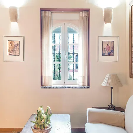 4 Bedroom Beautiful In