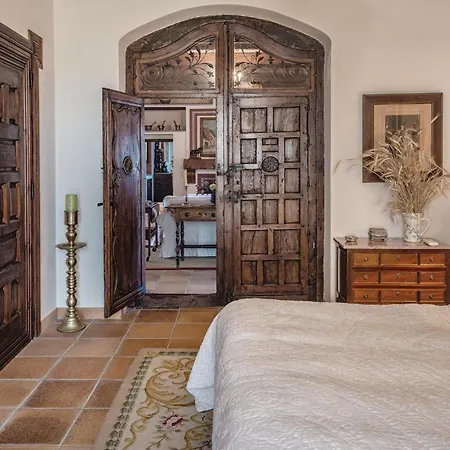 4 Bedroom Beautiful In El Garrobo