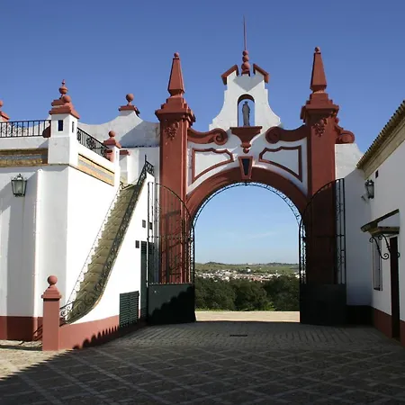 4 Bedroom Beautiful In Holiday home El Garrobo